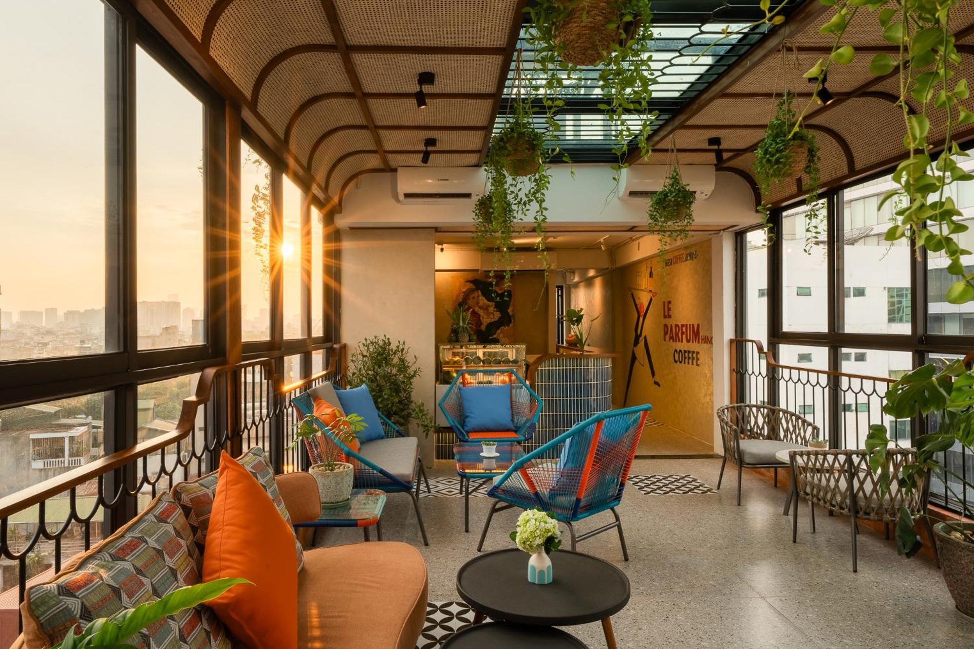 Le Parfum Apartment And Hotel Ханой Экстерьер фото