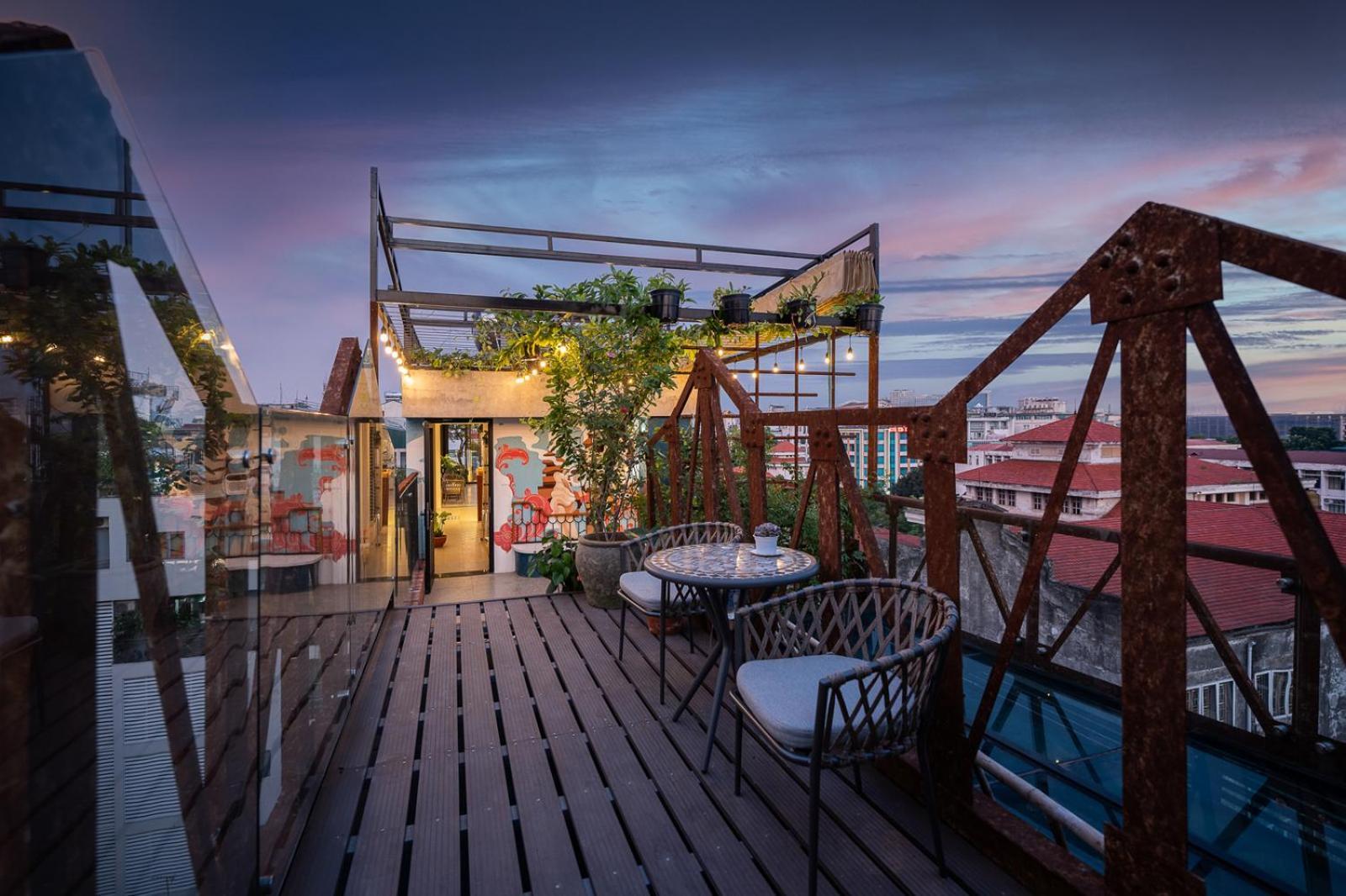 Le Parfum Apartment And Hotel Ханой Экстерьер фото