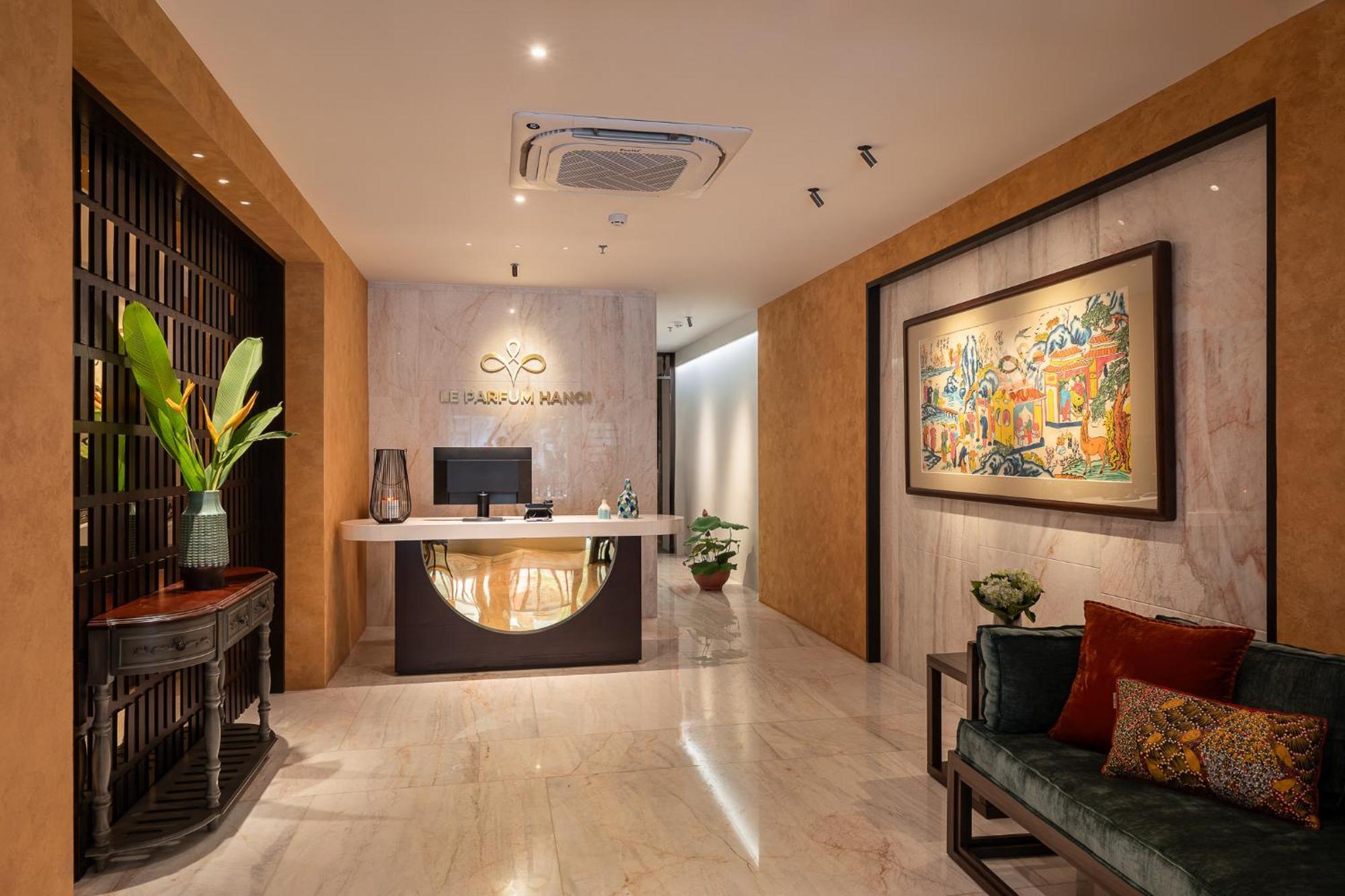 Le Parfum Apartment And Hotel Ханой Экстерьер фото